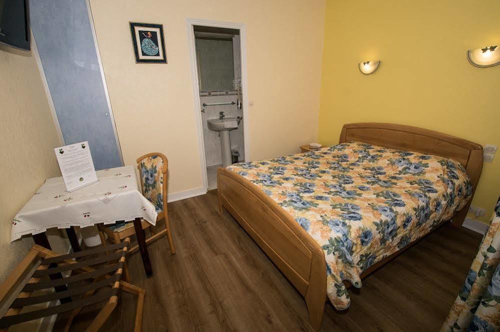 Hotel Le Plat D'Etain Brou Kültér fotó